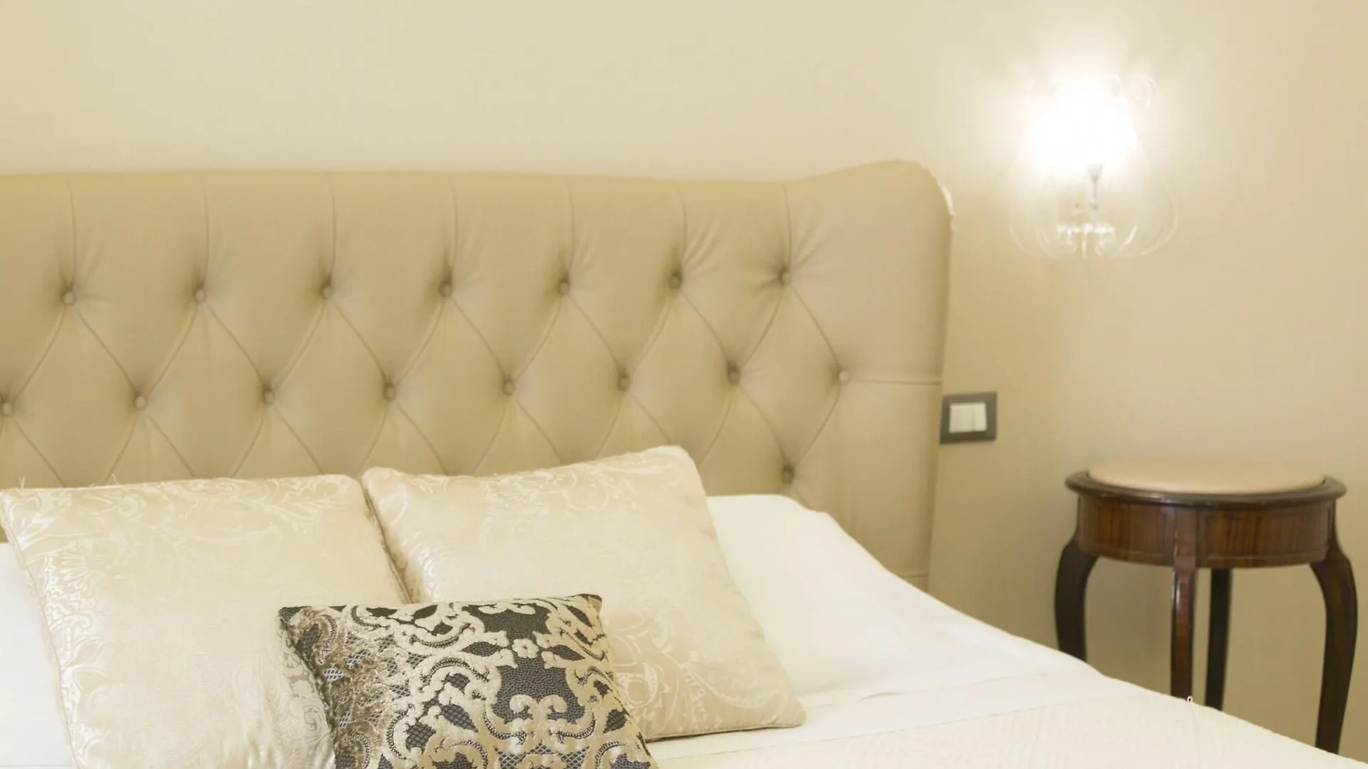 Maecò Ortigia B&B Syracuse Alojamento de Acomodação e Pequeno-almoço